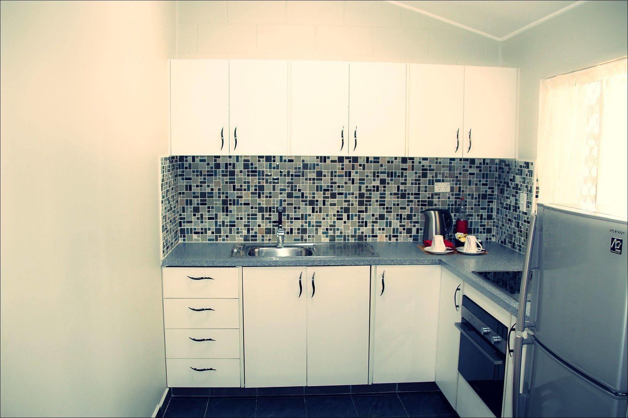 Citi Serviced Apartments And Motel - Korobosea Boroko Buitenkant foto